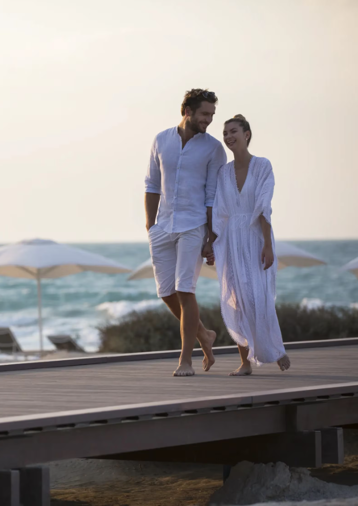 Abu Dhabi Couple Jumerieh hotel