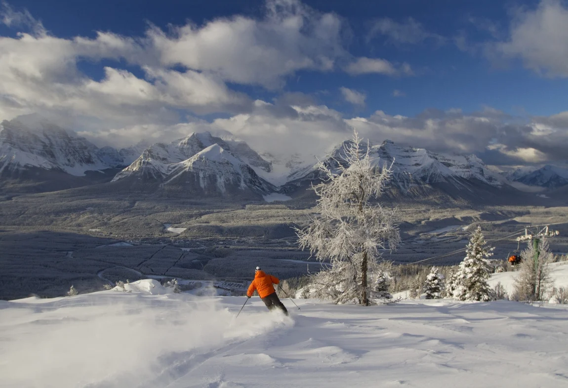 Fairmont Chateau Lake Louise Skiing
