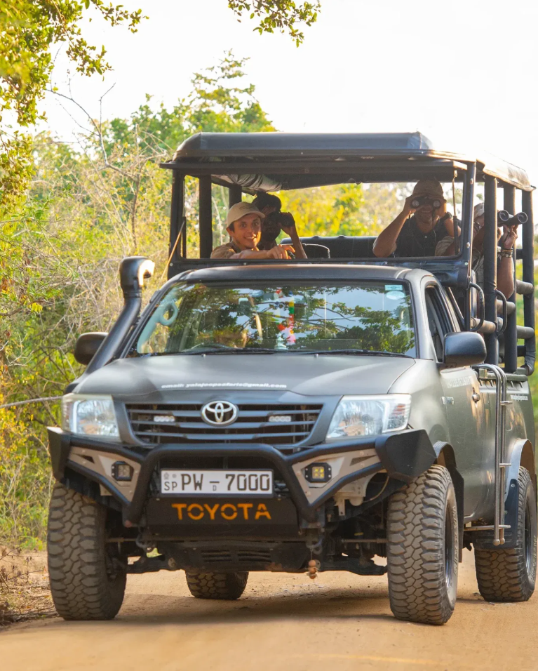 Resplendent Hotel Ceylon Sri Lanka Safari Car